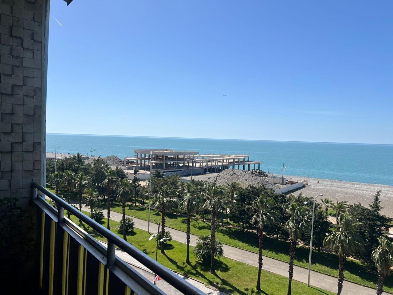 Apartment Rustaveli 57 Batumi Zewnętrze zdjęcie